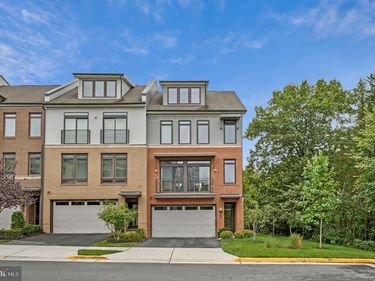 1812 YELLOW GARNET TERRACE SE, LEESBURG, VA 20175