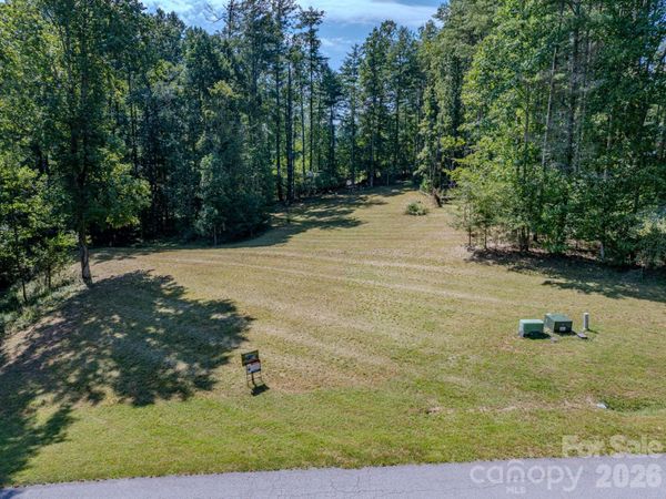 92 Crystal Heights Drive , Hendersonville, NC 28739