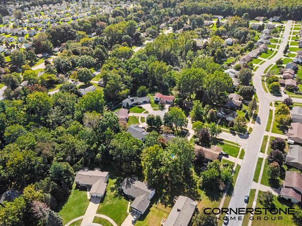 4561 Terry Drive SE, Kentwood, MI 49512