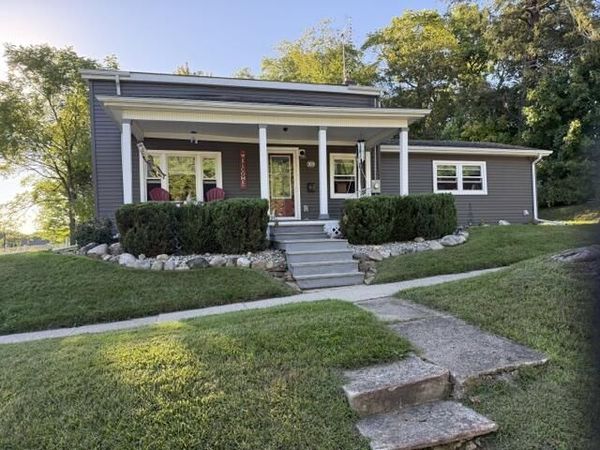 319 High Street, Marshall, MI 49068