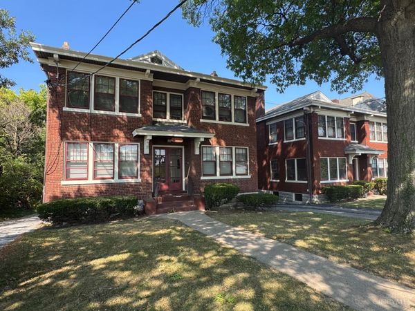 2631 Highland Avenue, Cincinnati, OH 45219