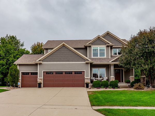 420 NE Mission Court , Ankeny, IA 50021