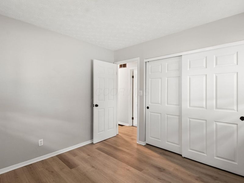 5104 Benham Drive , Columbus, OH 43232 Photo 16