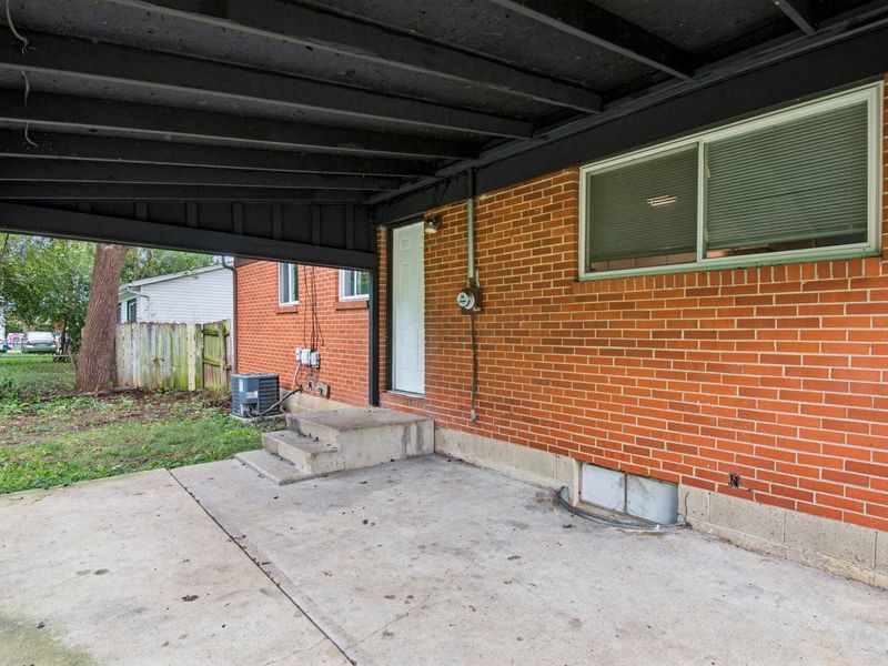 5104 Benham Drive , Columbus, OH 43232 Photo 21