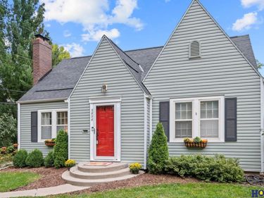 2828 Cedar Avenue, Lincoln, NE 68502