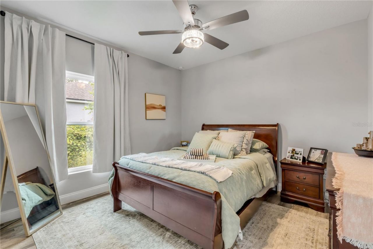 925 11th Avenue , Deland, FL 32724 Photo