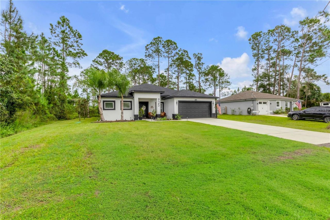 925 11th Avenue , Deland, FL 32724 Photo