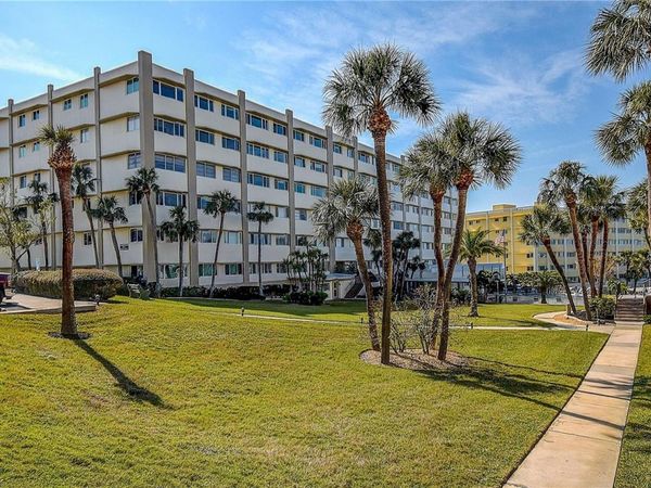 100 BLUFF VIEW DRIVE , Unit 514A, BELLEAIR BLUFFS, FL 33770