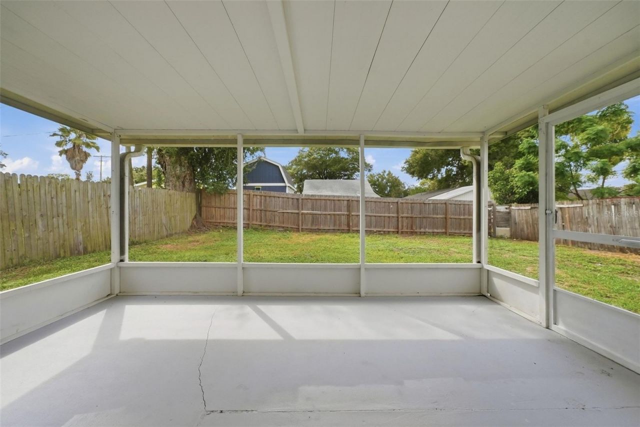8904 N Boulevard, Tampa, FL 33604 Photo