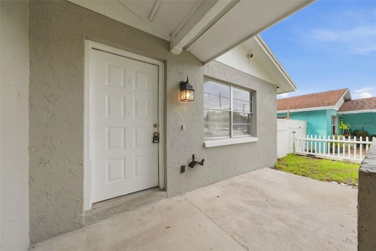 8904 N Boulevard, Tampa, FL 33604 Photo