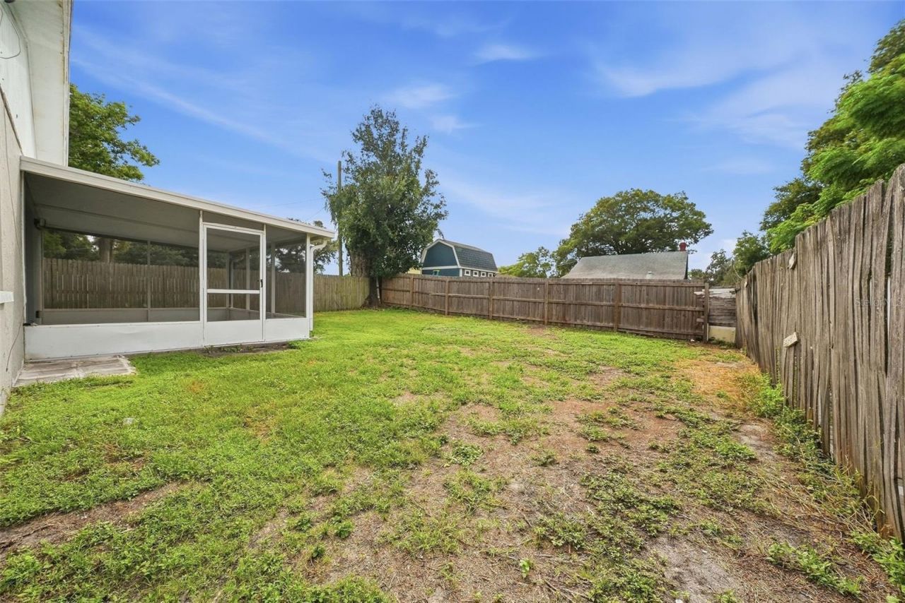 8904 N Boulevard, Tampa, FL 33604 Photo