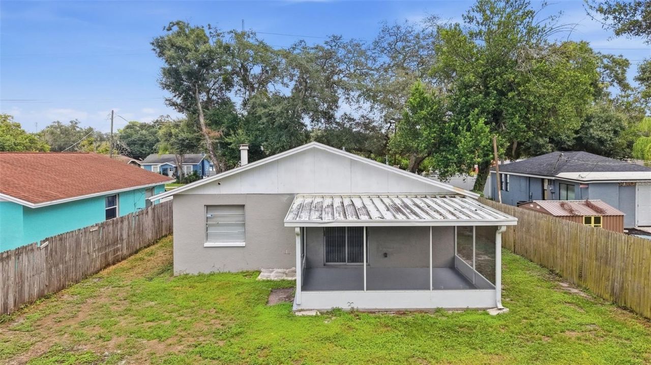 8904 N Boulevard, Tampa, FL 33604 Photo