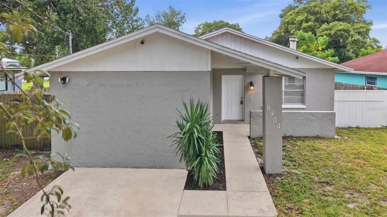 8904 N Boulevard, Tampa, FL 33604 Photo