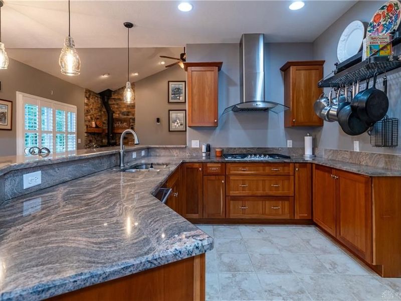 9917 Hackberry Place, Dayton, OH 45458 Photo 18