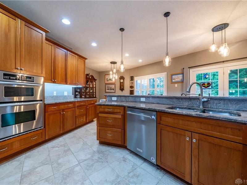 9917 Hackberry Place, Dayton, OH 45458 Photo 21