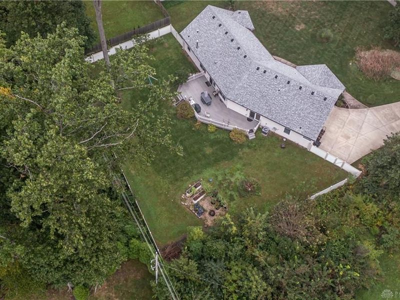 9917 Hackberry Place, Dayton, OH 45458 Photo 65