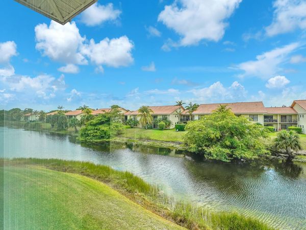 210 LAKE EVELYN Drive, Unit 210, West Palm Beach, FL 33411