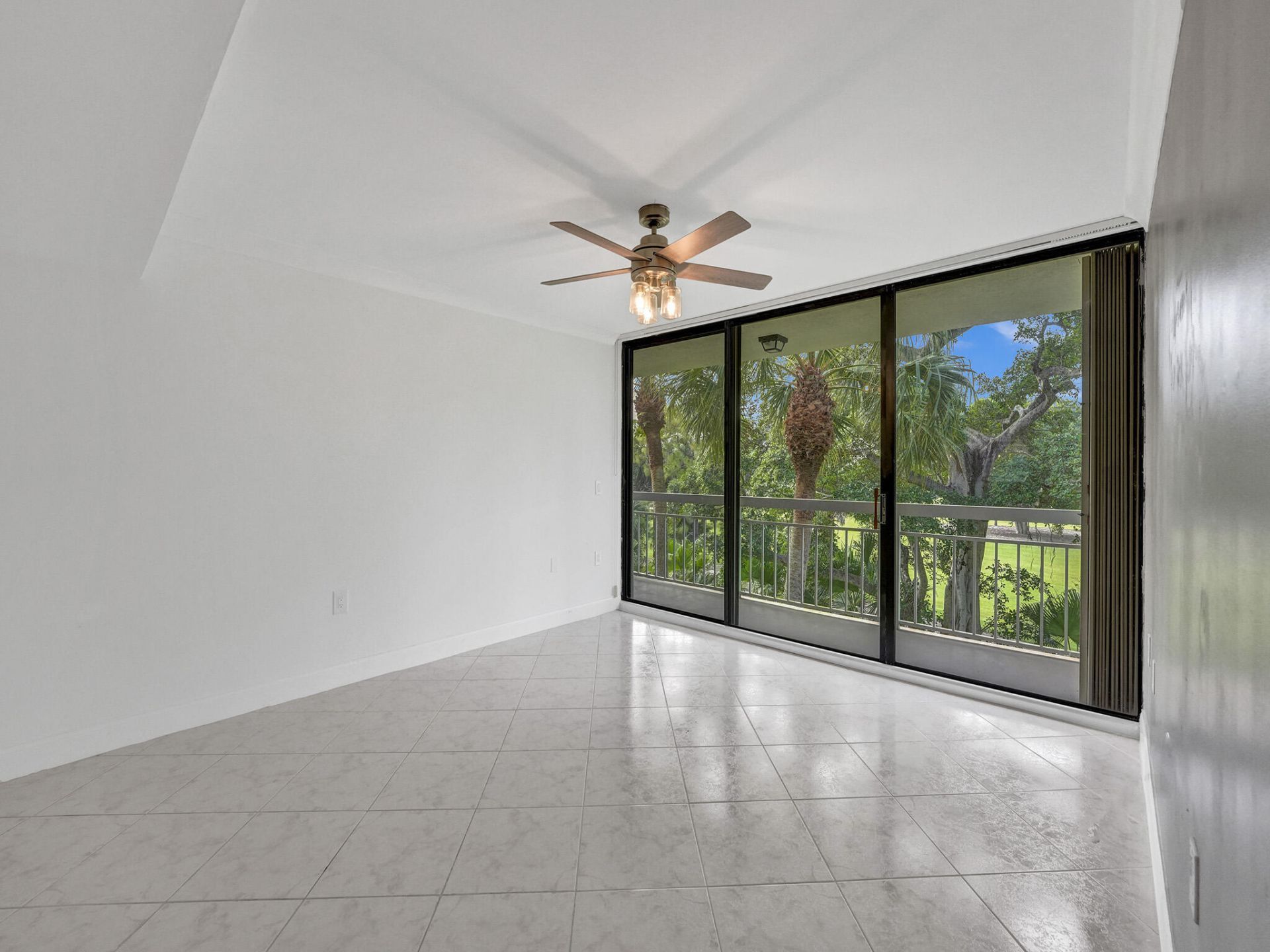 6169 Balboa Circle, Unit 306, Boca Raton, FL 33433 Photo