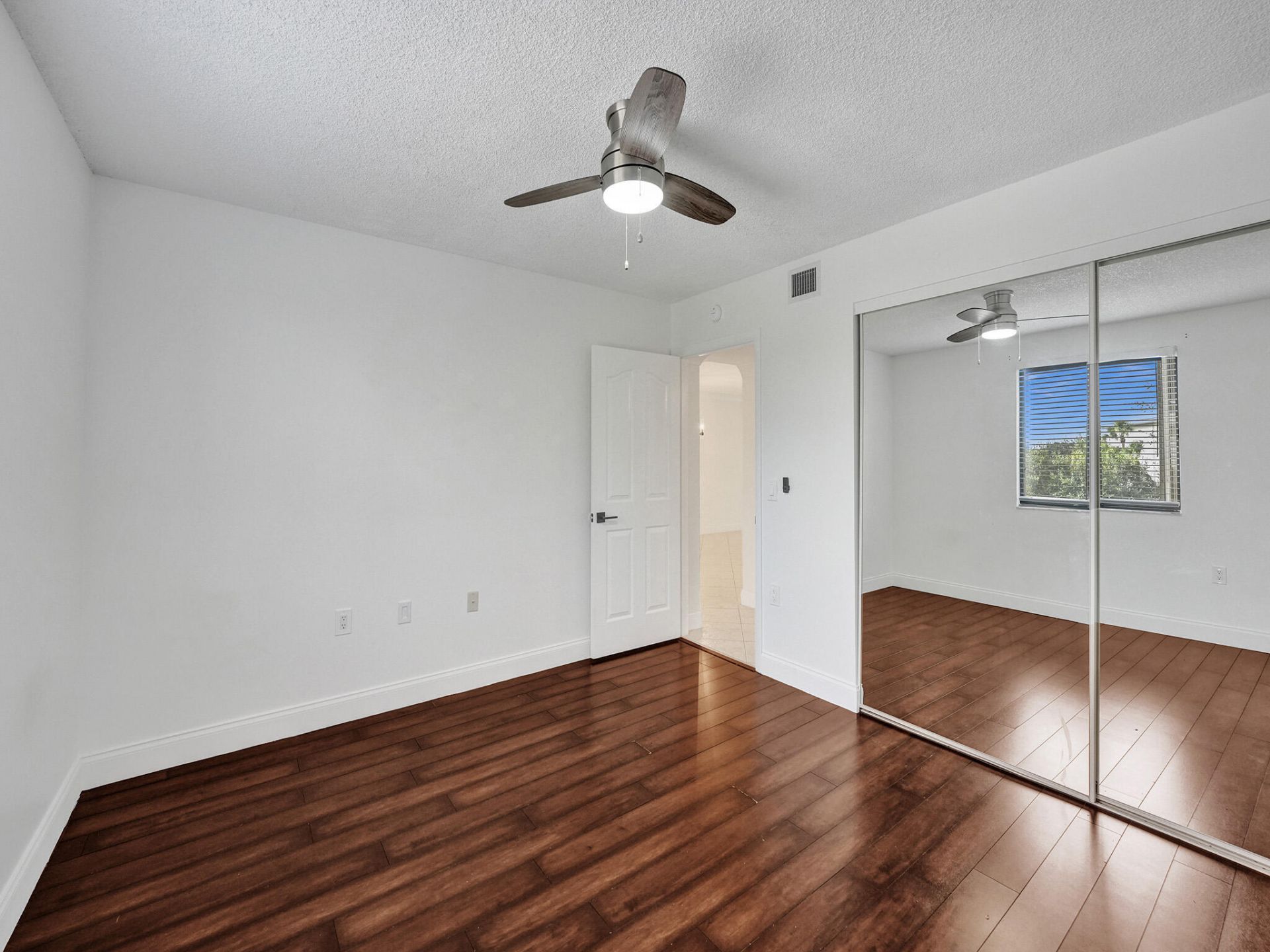 6169 Balboa Circle, Unit 306, Boca Raton, FL 33433 Photo