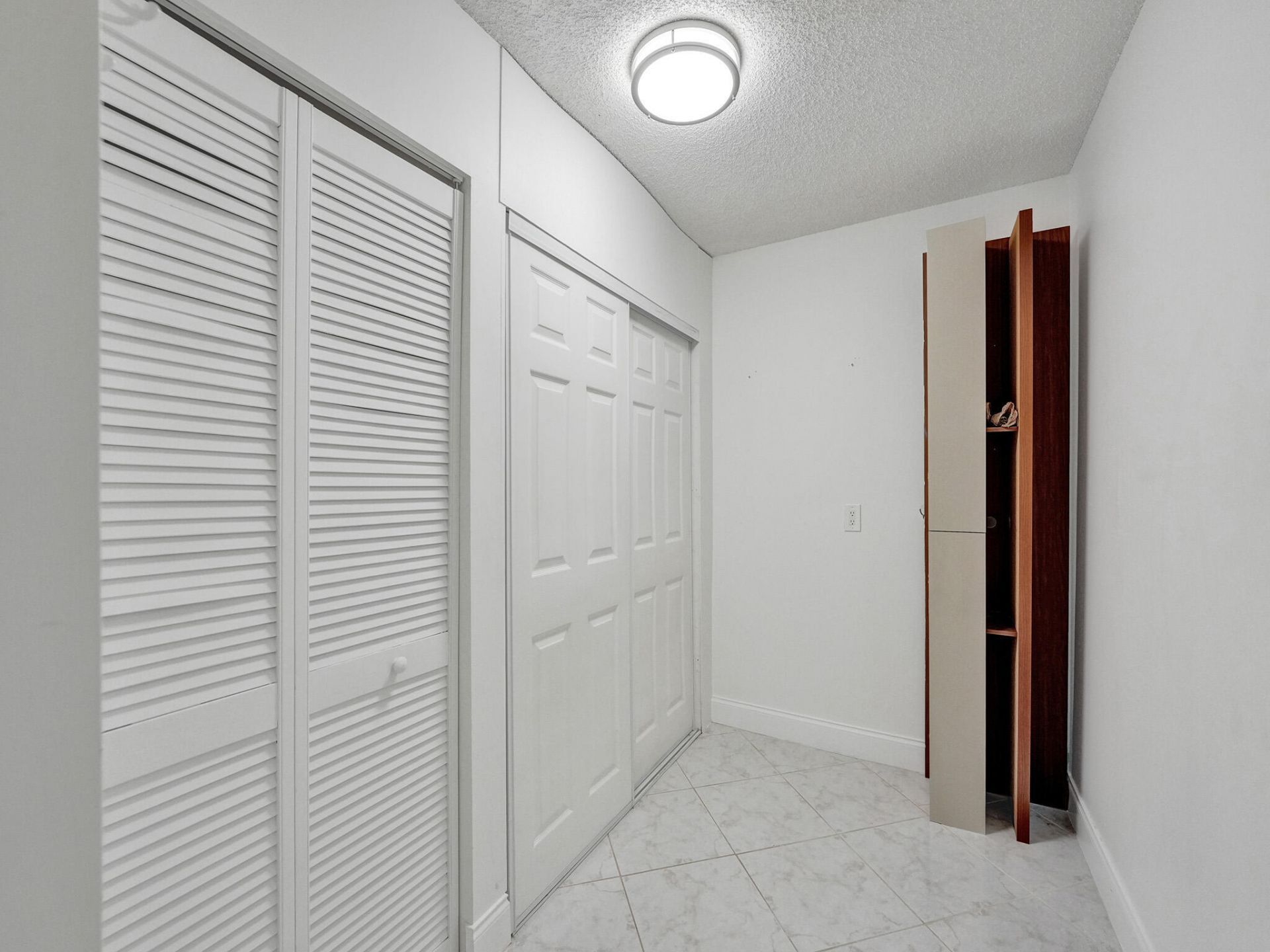 6169 Balboa Circle, Unit 306, Boca Raton, FL 33433 Photo