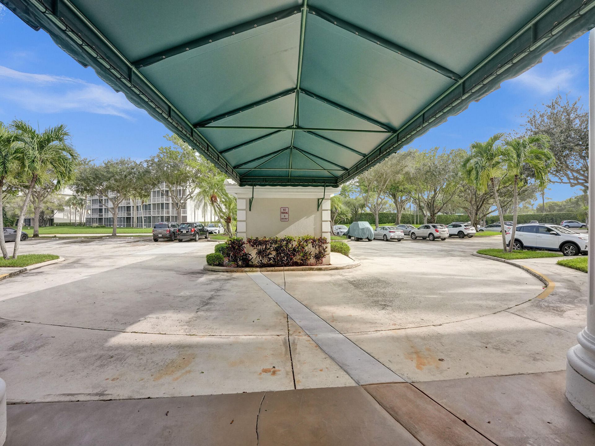 6169 Balboa Circle, Unit 306, Boca Raton, FL 33433 Photo
