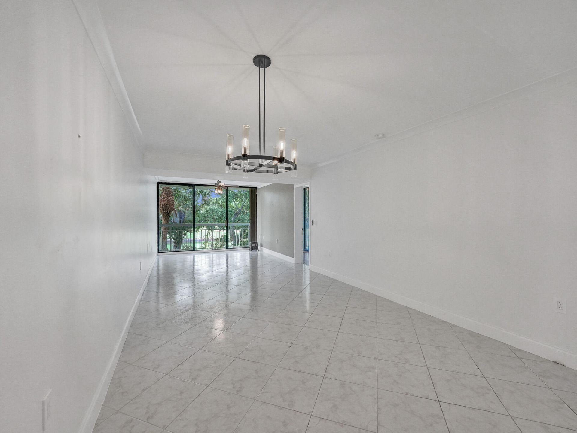 6169 Balboa Circle, Unit 306, Boca Raton, FL 33433 Photo
