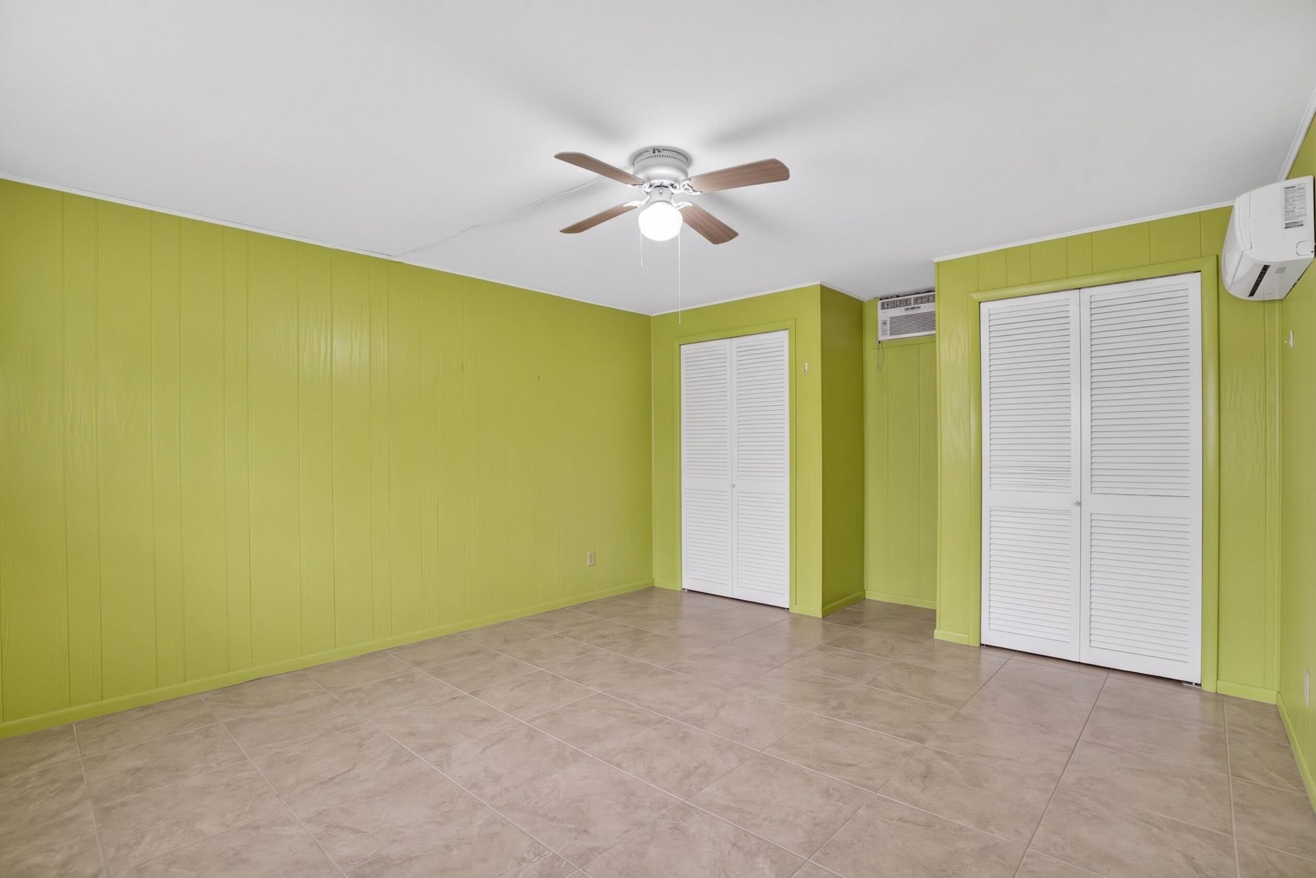 3550 NW 33rd Terrace W, Lauderdale Lakes, FL 33309 Photo