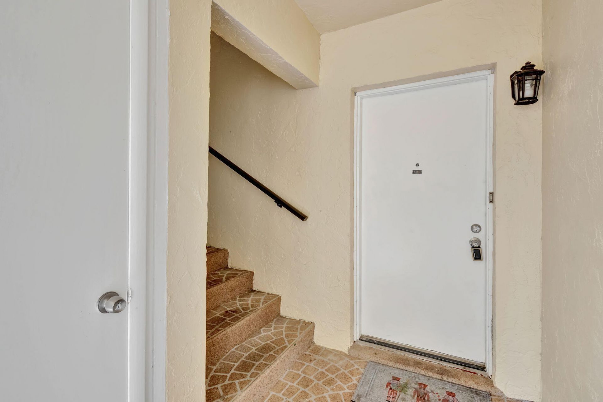 2050 Oleander Avenue, Unit 2-106, Fort Pierce, FL 34950 Photo
