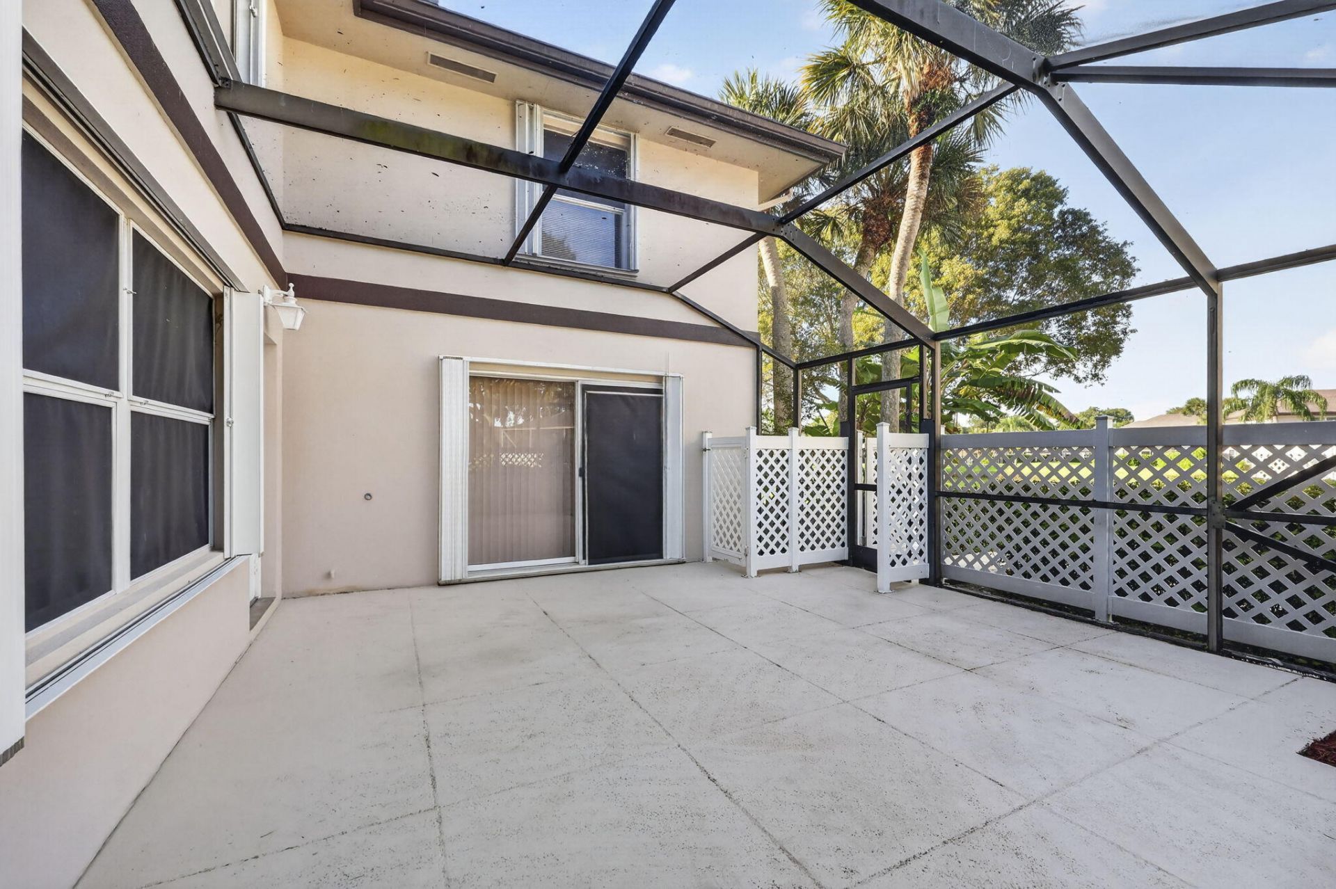 11 Amherst Court, Unit D, Royal Palm Beach, FL 33411 Photo
