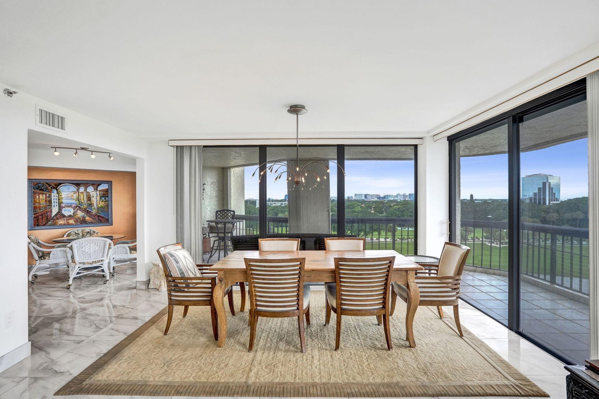 1900 Consulate Place, Unit 604, West Palm Beach, FL 33401 Photo