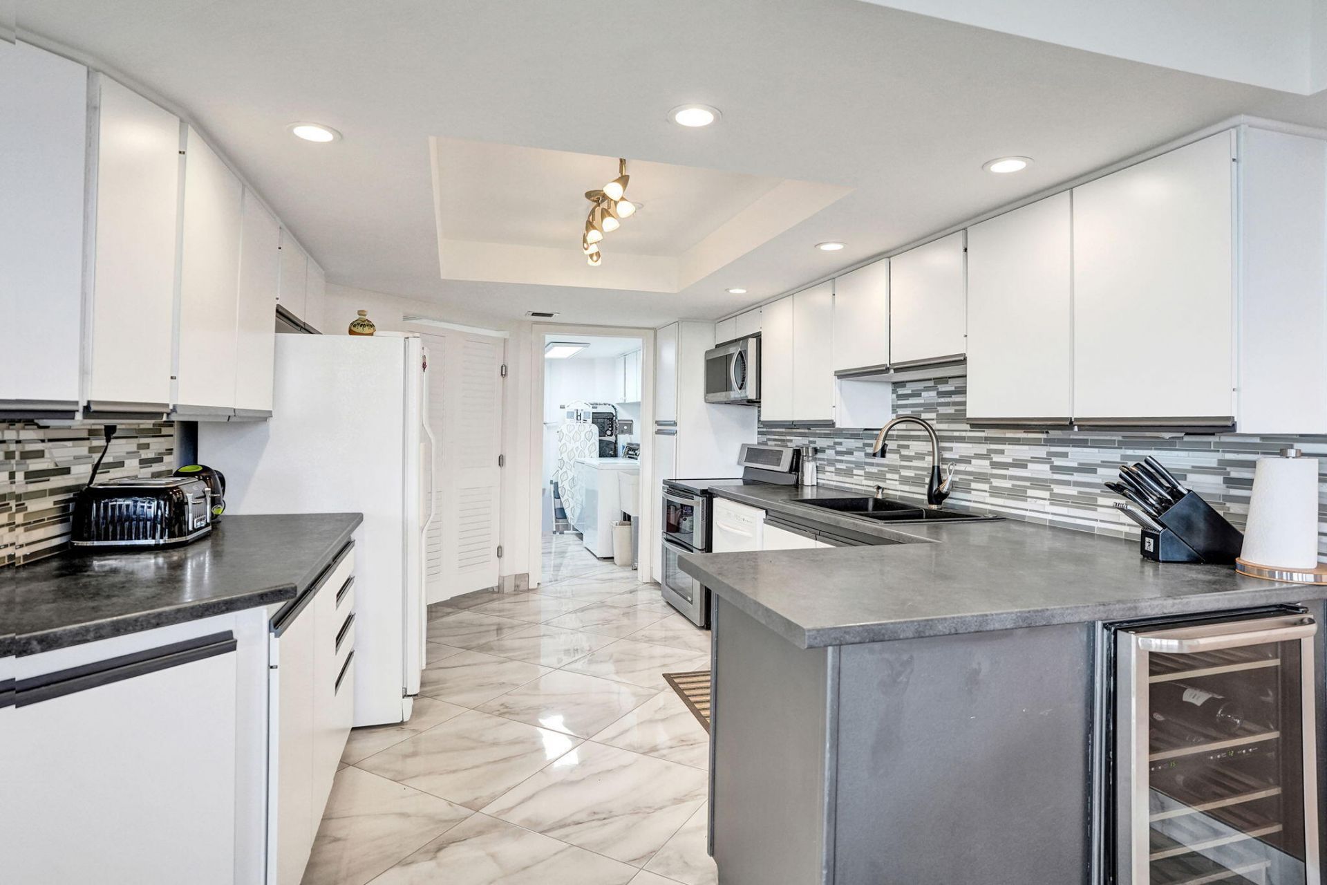 1900 Consulate Place, Unit 604, West Palm Beach, FL 33401 Photo