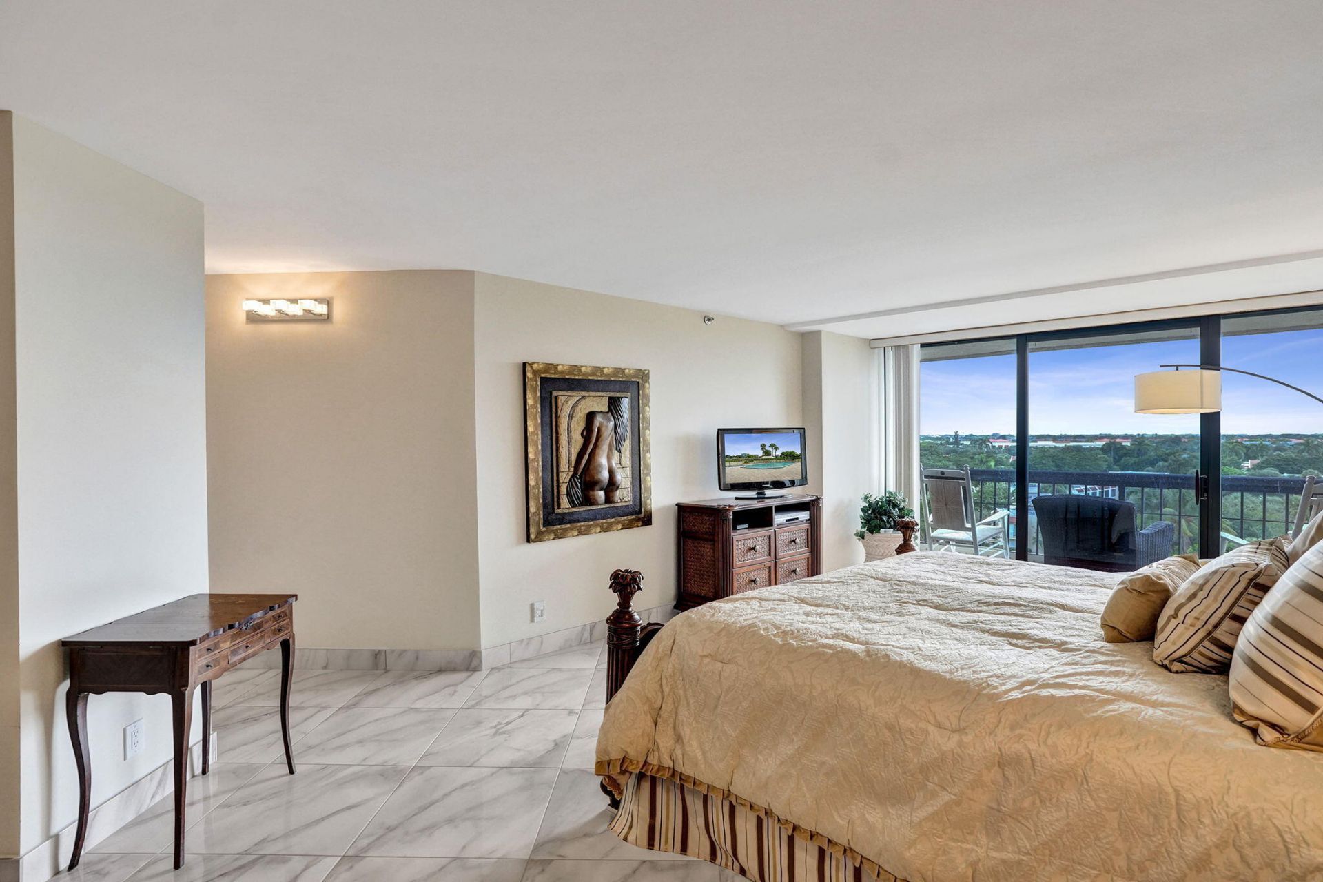 1900 Consulate Place, Unit 604, West Palm Beach, FL 33401 Photo