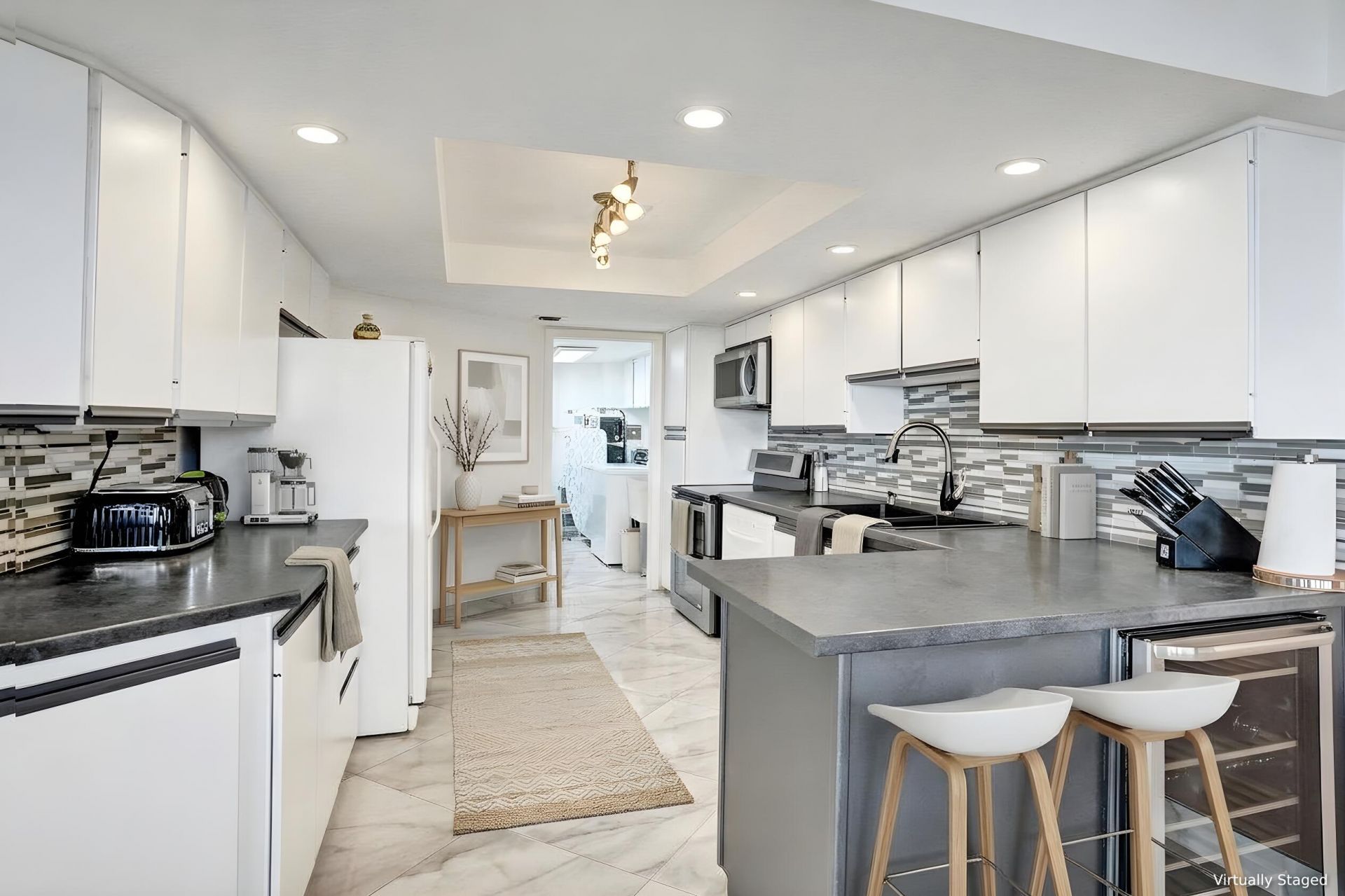 1900 Consulate Place, Unit 604, West Palm Beach, FL 33401 Photo
