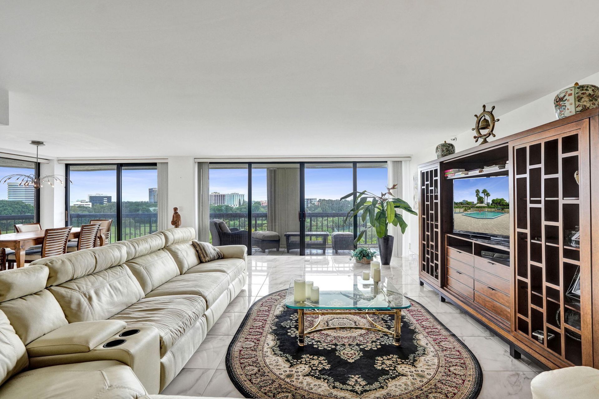 1900 Consulate Place, Unit 604, West Palm Beach, FL 33401 Photo