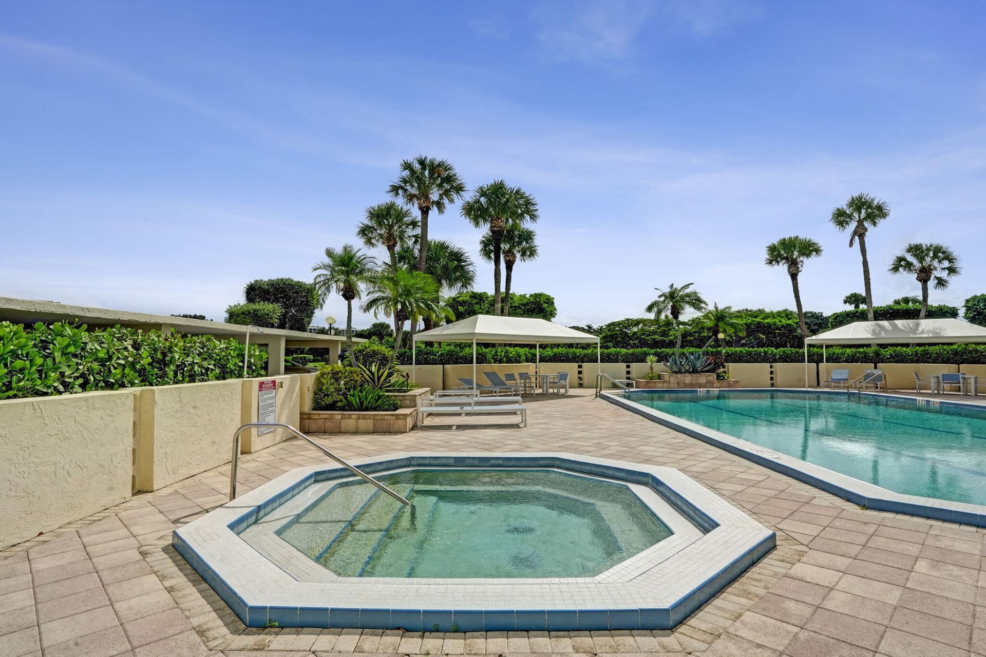 1900 Consulate Place, Unit 604, West Palm Beach, FL 33401 Photo