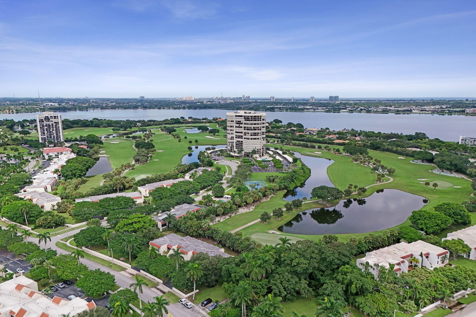 1900 Consulate Place, Unit 604, West Palm Beach, FL 33401 Photo