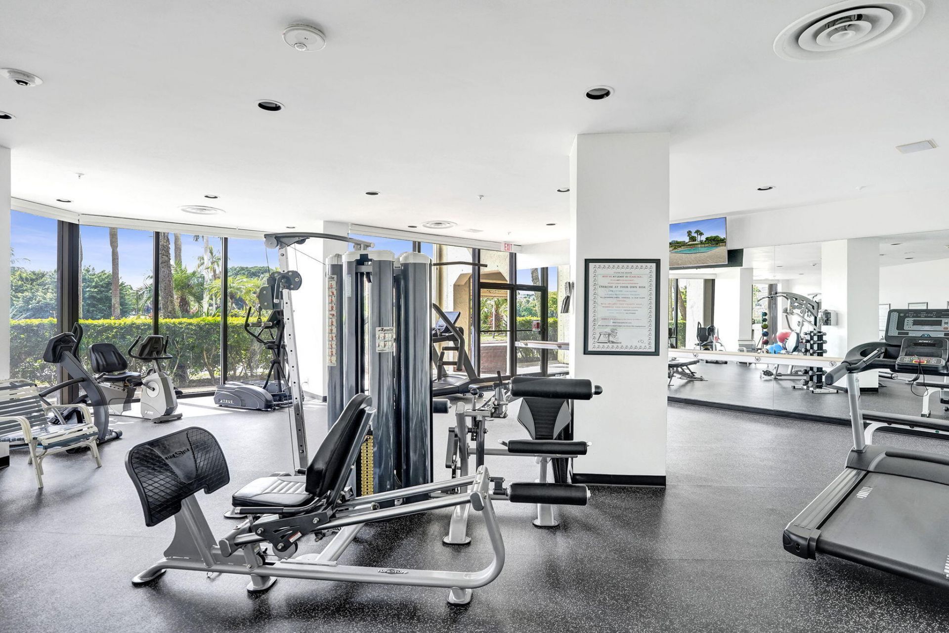 1900 Consulate Place, Unit 604, West Palm Beach, FL 33401 Photo