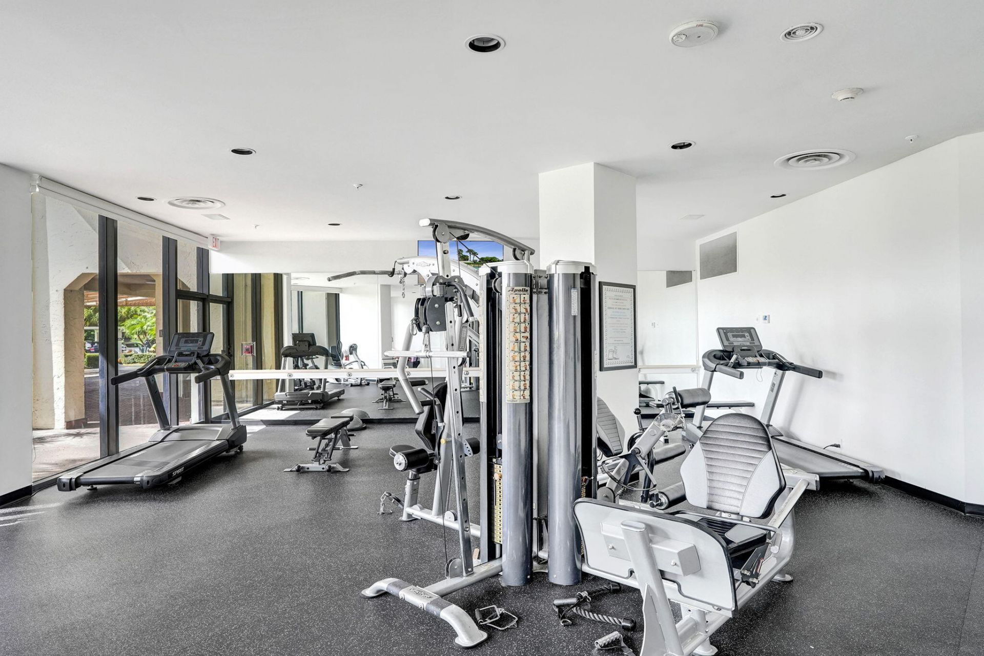 1900 Consulate Place, Unit 604, West Palm Beach, FL 33401 Photo