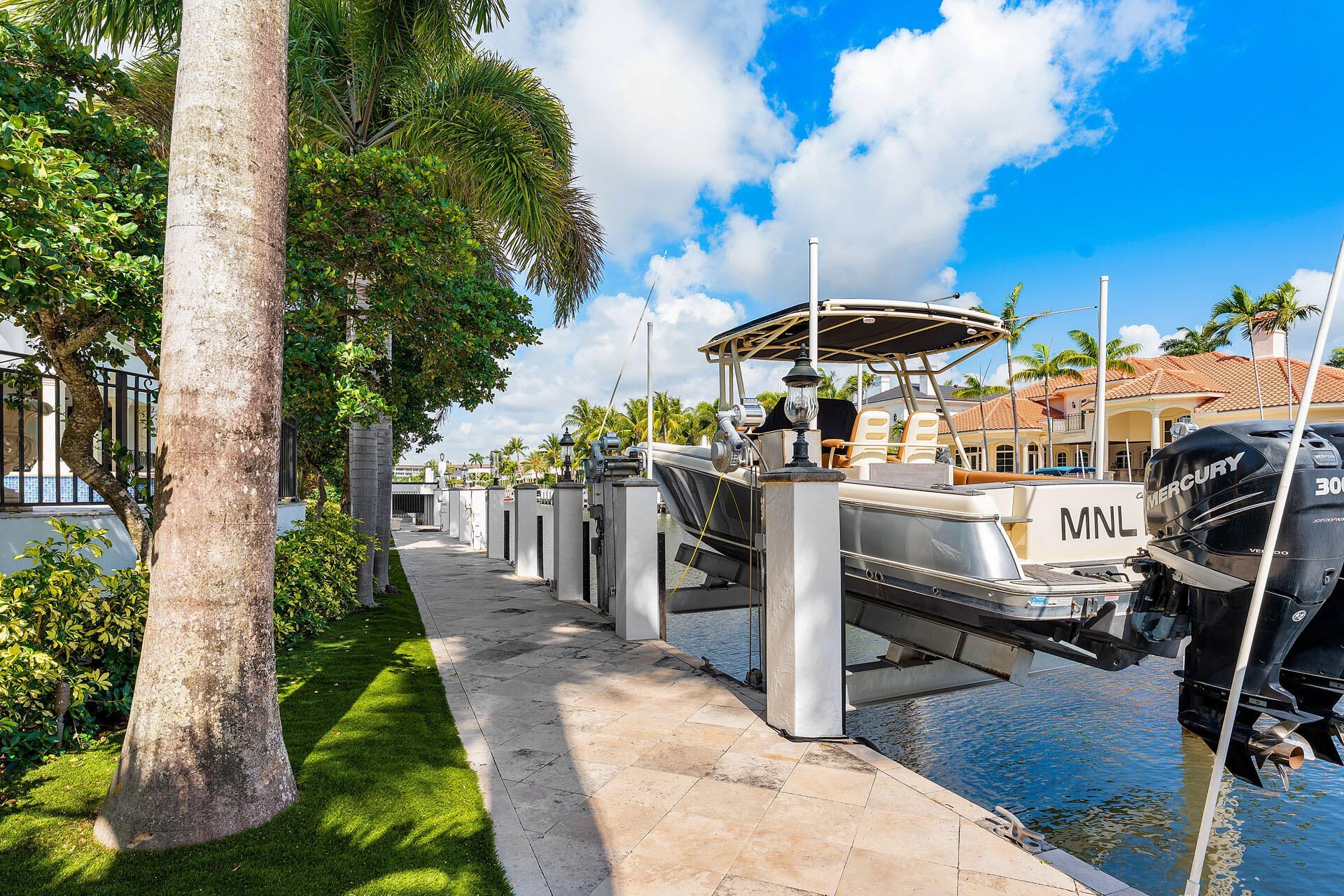251 W Coconut Palm Road, Boca Raton, FL 33432 Photo