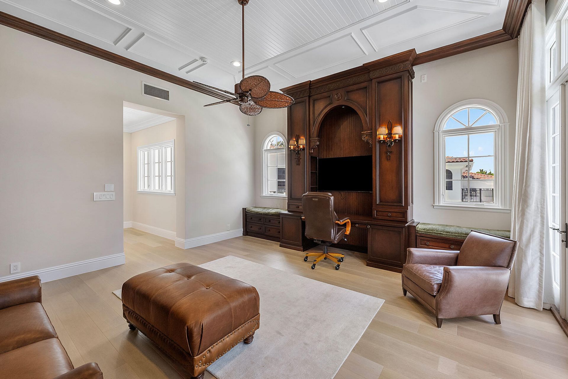 251 W Coconut Palm Road, Boca Raton, FL 33432 Photo