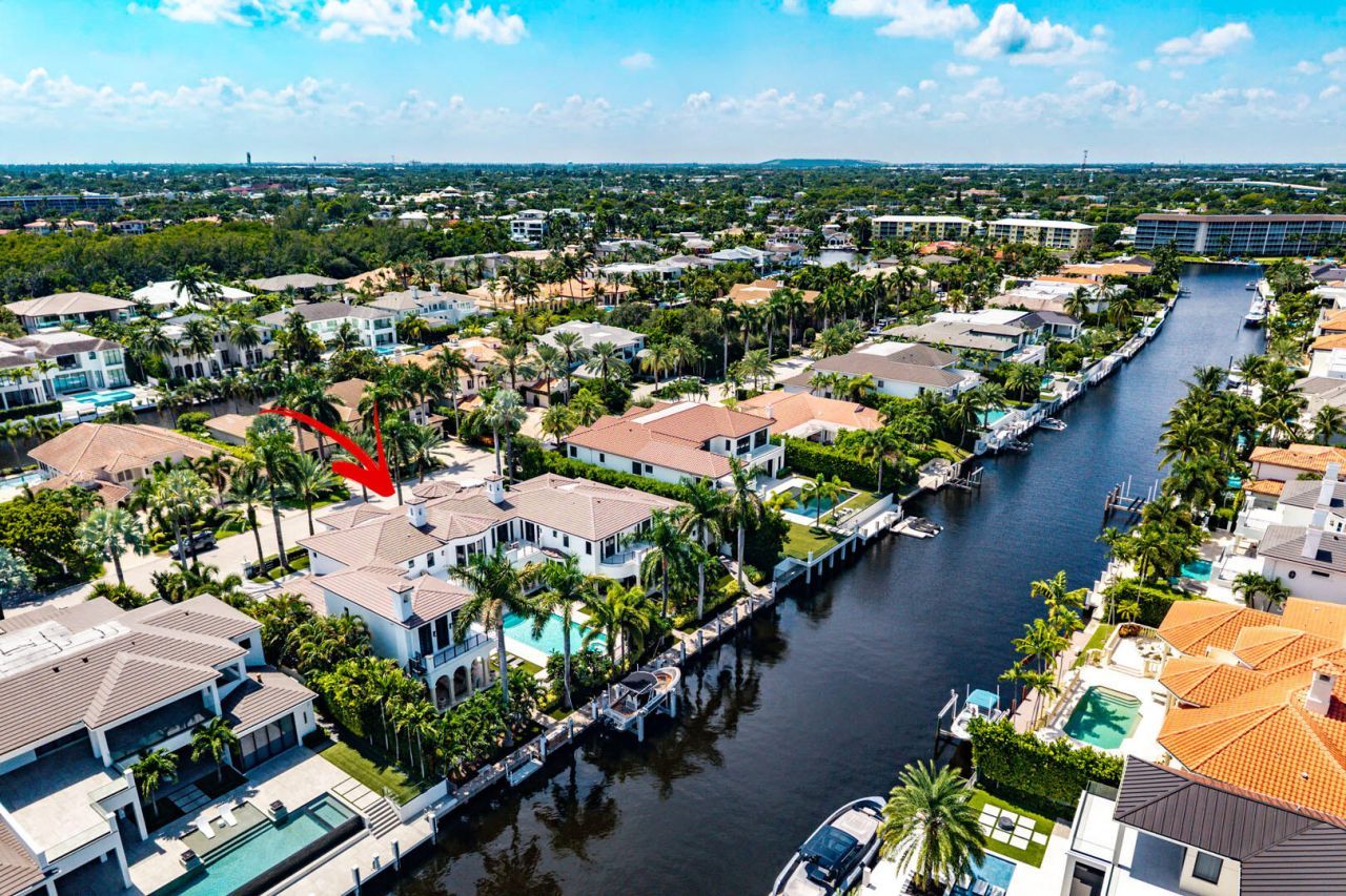 251 W Coconut Palm Road, Boca Raton, FL 33432 Photo