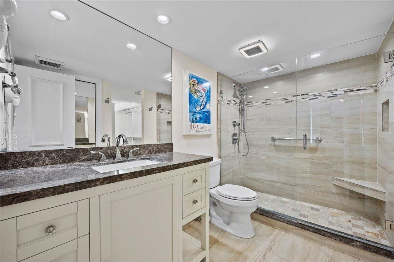 450 Ocean Drive, Unit PH3, Juno Beach, FL 33408 Photo