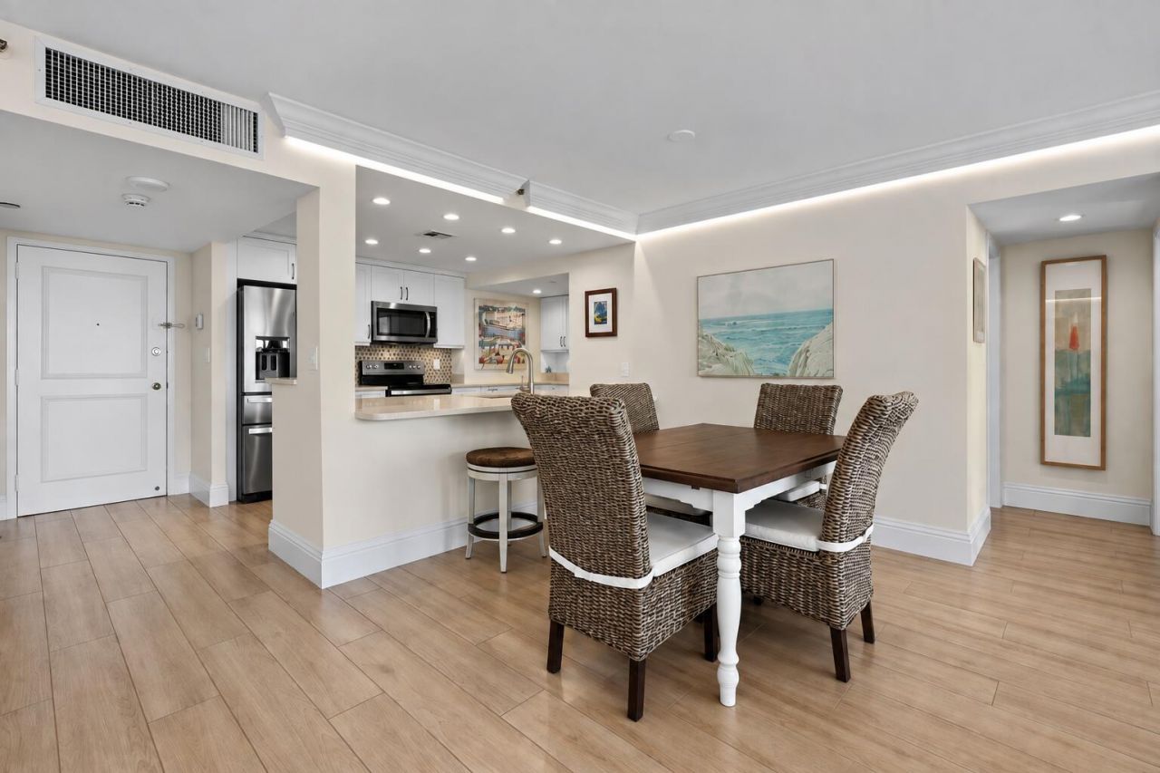 450 Ocean Drive, Unit PH3, Juno Beach, FL 33408 Photo