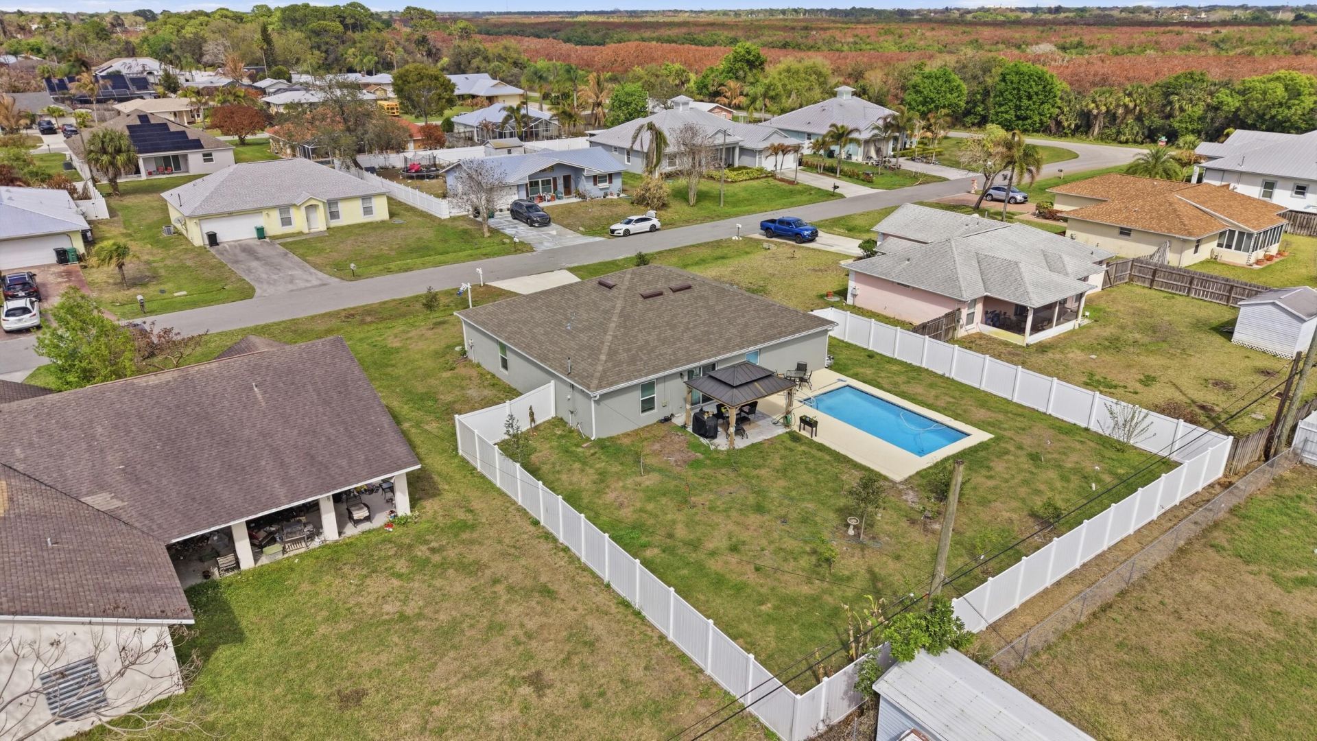 684 SE Crescent Avenue, Port Saint Lucie, FL 34984 Photo