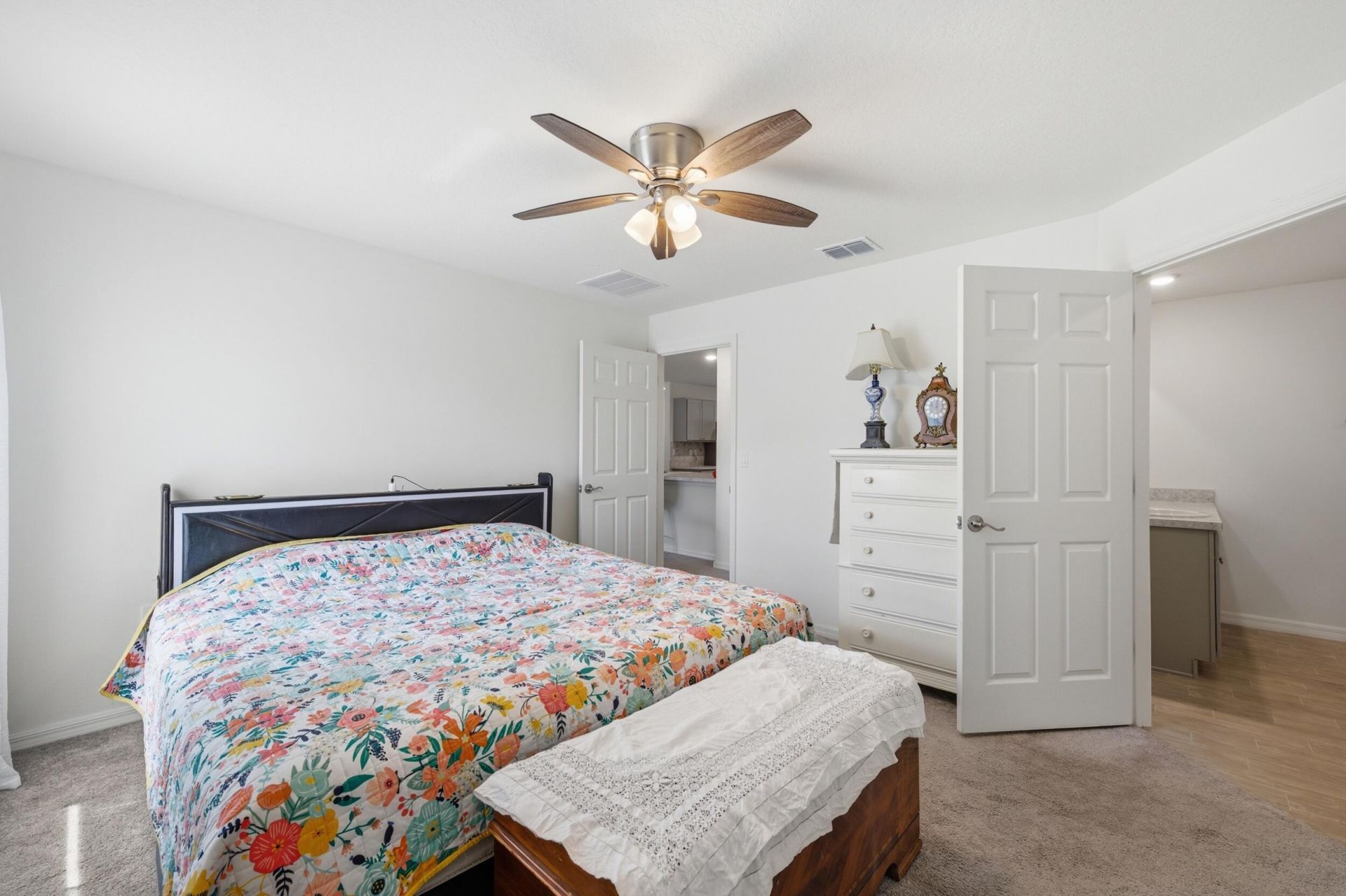 684 SE Crescent Avenue, Port Saint Lucie, FL 34984 Photo