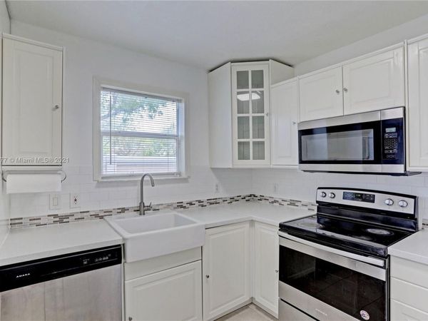 3810 N JOG Road, Unit 106, West Palm Beach, FL 33411