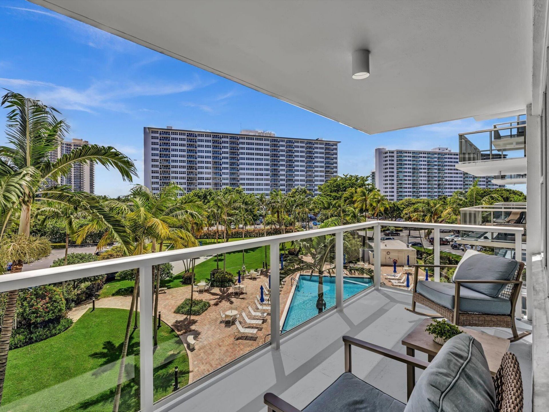 3300 NE 36th Street, Unit 420, Fort Lauderdale, FL 33308 Photo