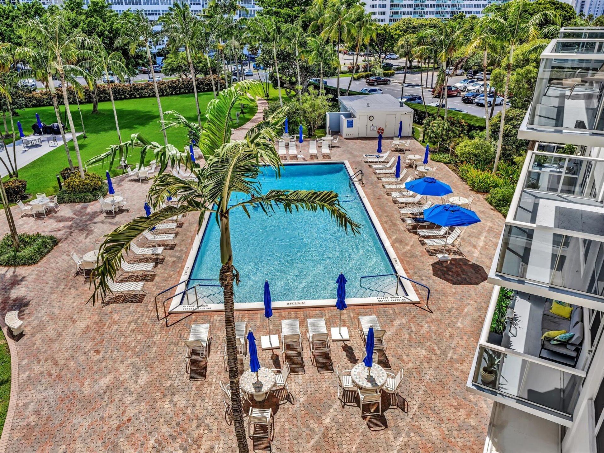 3300 NE 36th Street, Unit 420, Fort Lauderdale, FL 33308 Photo
