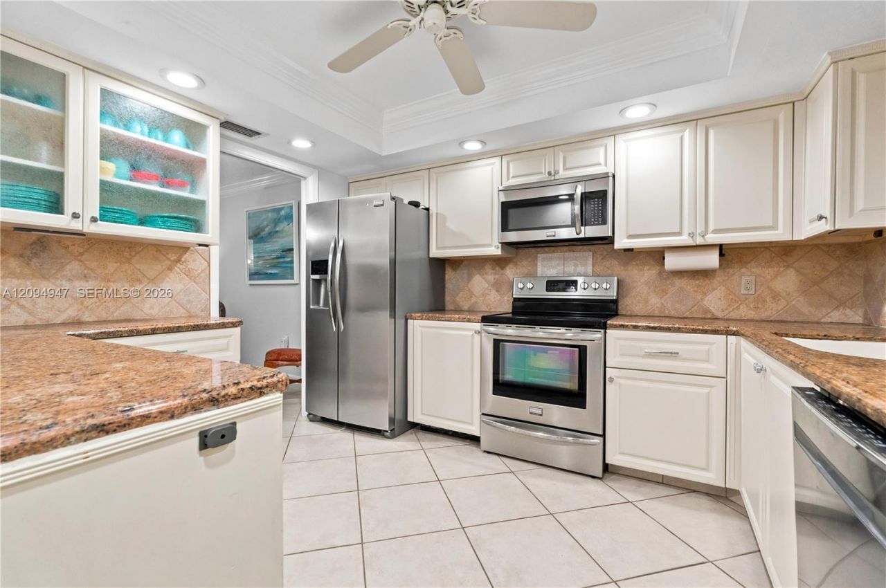 145 Atlantis Blvd , Unit 101, Atlantis, FL 33462 Photo