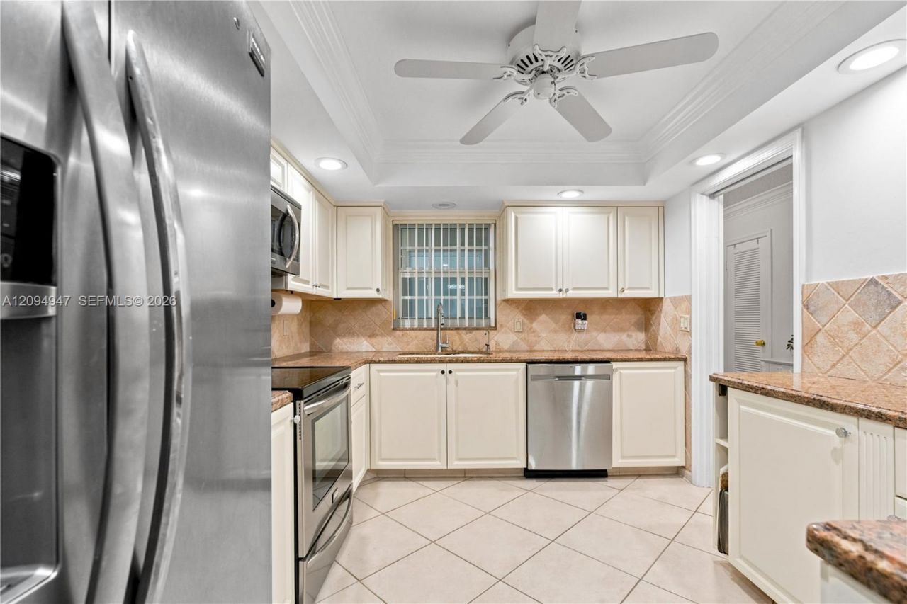 145 Atlantis Blvd , Unit 101, Atlantis, FL 33462 Photo